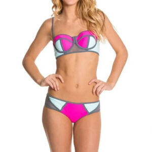 Color block mesh bikini top